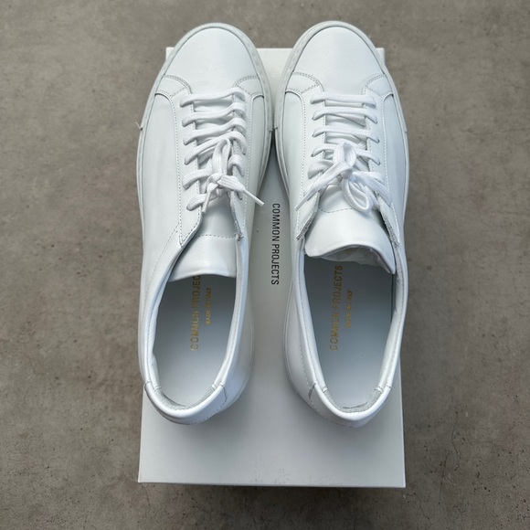 COMMON PROJECTS SNEAKERS - Picture 1 of 6